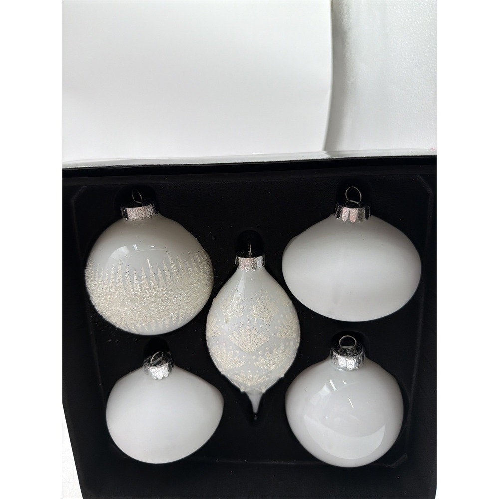 Robert Stanley White Glass Christmas Ornaments Glitter Embellished Boxed Set 5
